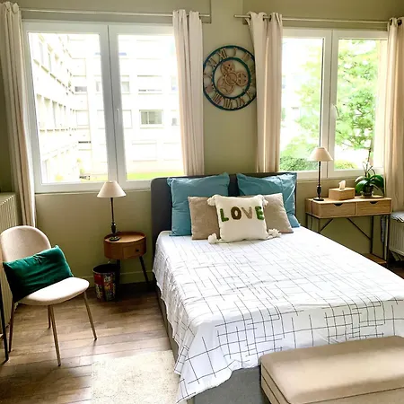 Apartman Porte Maillot-charming And Calm At Neuilly-sur-Seine